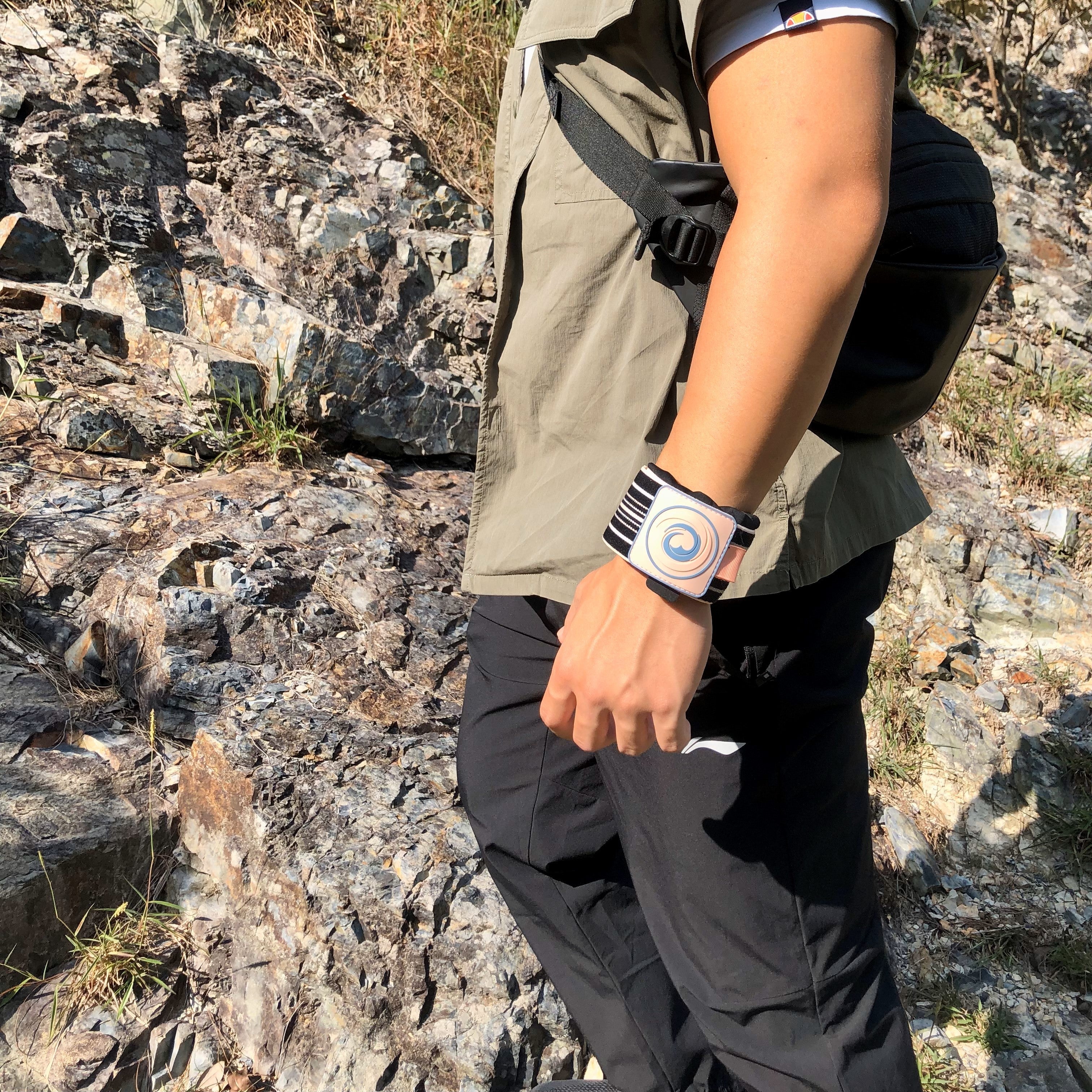 Waterproof Wristband Phone Pouch — Running, Swimming & Travel